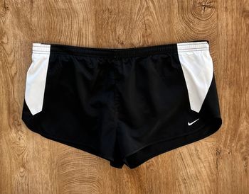 Short de sport noir et blanc Nike avec doublure pour homme, taille L