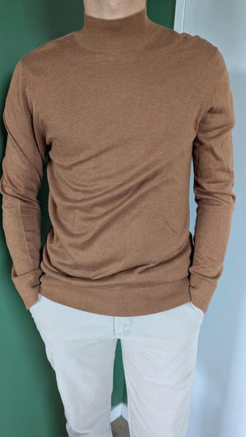 Pull col roulé