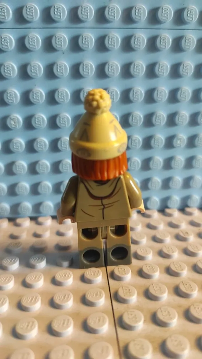 Minifig LEGO harry potter Fred Weasley, Harry Potter, Series 2 colhp32 E10 - photo numéro 2