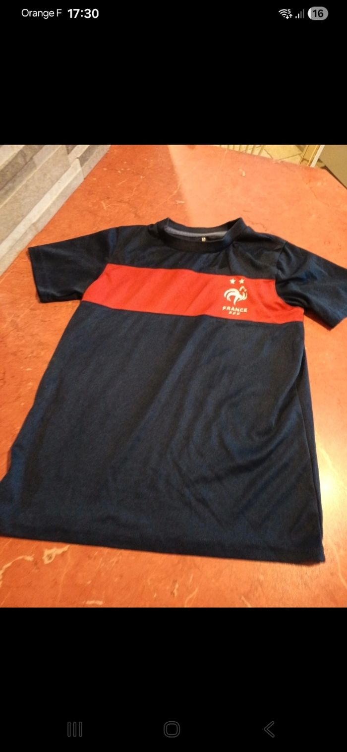 T.shirt garçon taille 10 ans