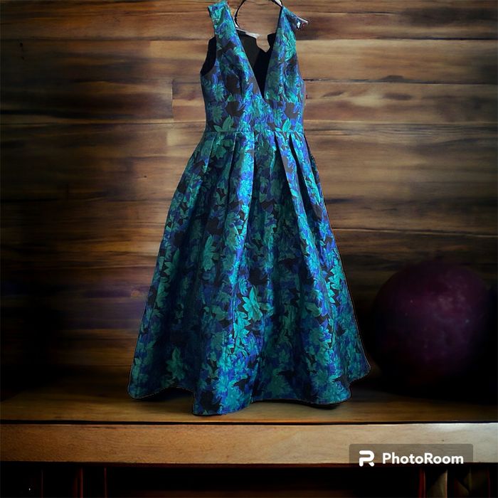 Magnifique robe 👗 - photo numéro 3