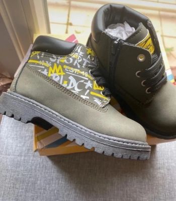 Chaussures montantes  bottillons balducci taille 24, neuf