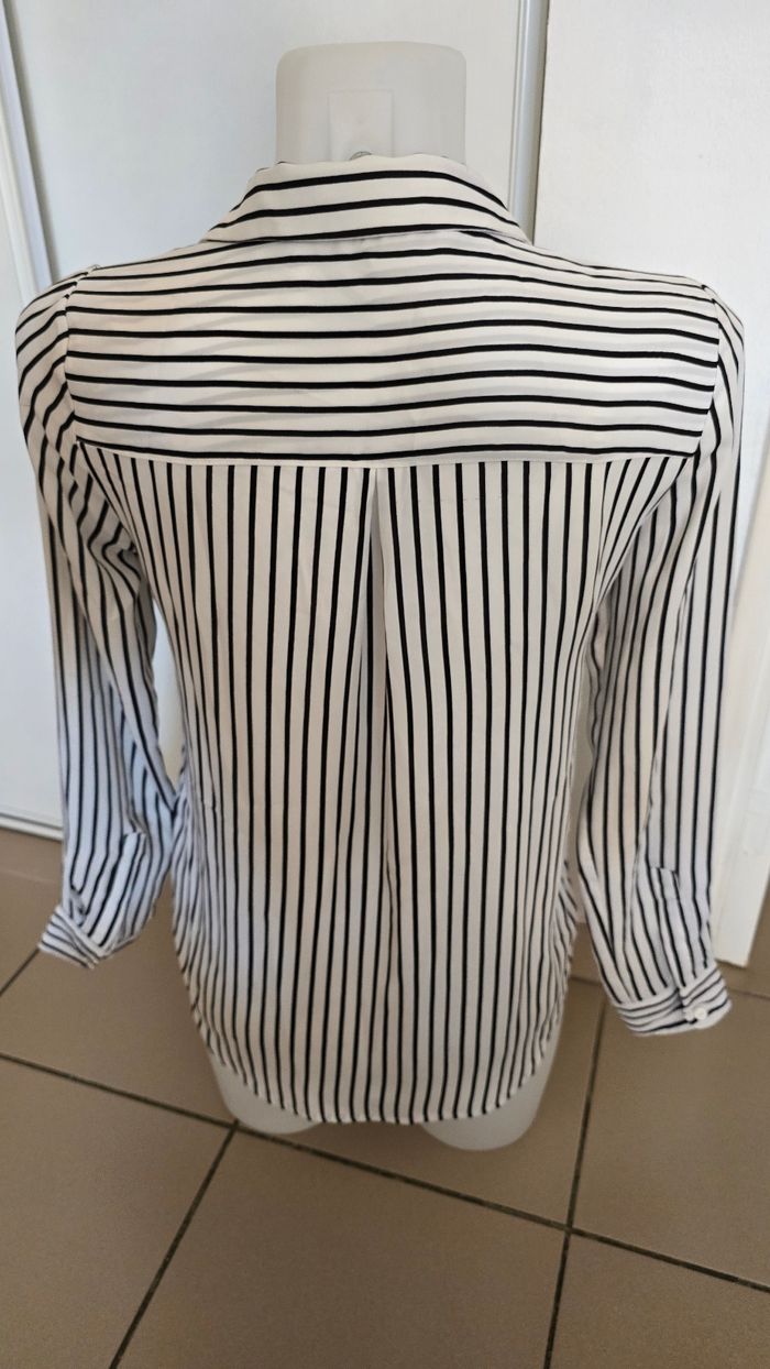 Chemise satinée H&M taille 36 - photo numéro 6