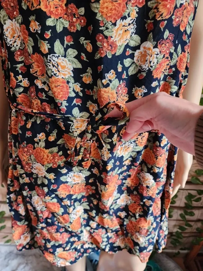 🌸Robe fleurie Vintage Taille 42 🌸 - photo numéro 4