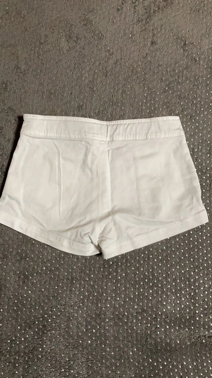 Short blanc fille 6 ans little marc Jacobs - photo numéro 3