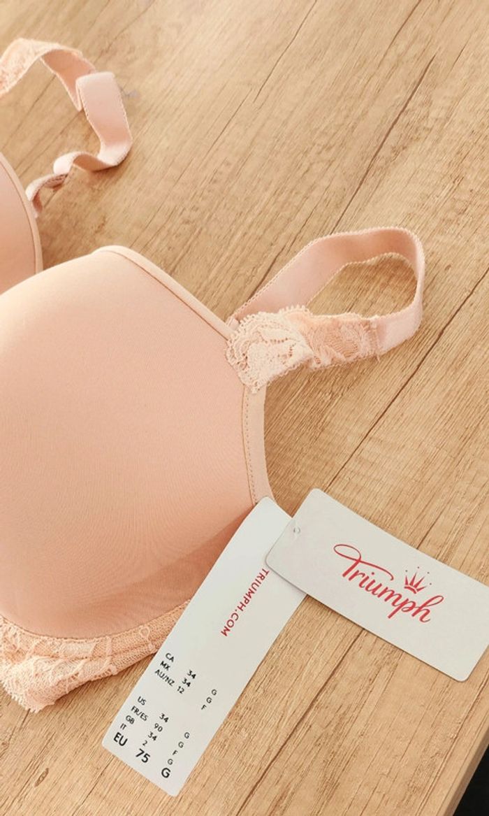 Soutien-gorge coque moulé Padded Bra chair taille 90G Triumph - photo numéro 3