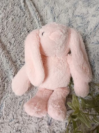 Peluche lapin rose