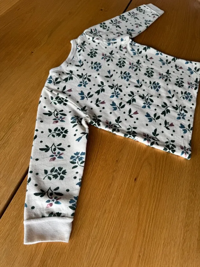 Pyjama 2 pieces en ML en molleton fond beige et fleurs vertes - Taille 4 Ans - photo numéro 10