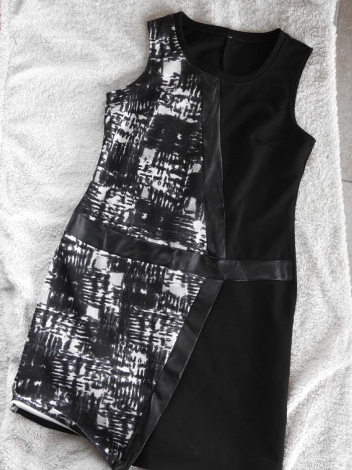 Robe mi cuisse