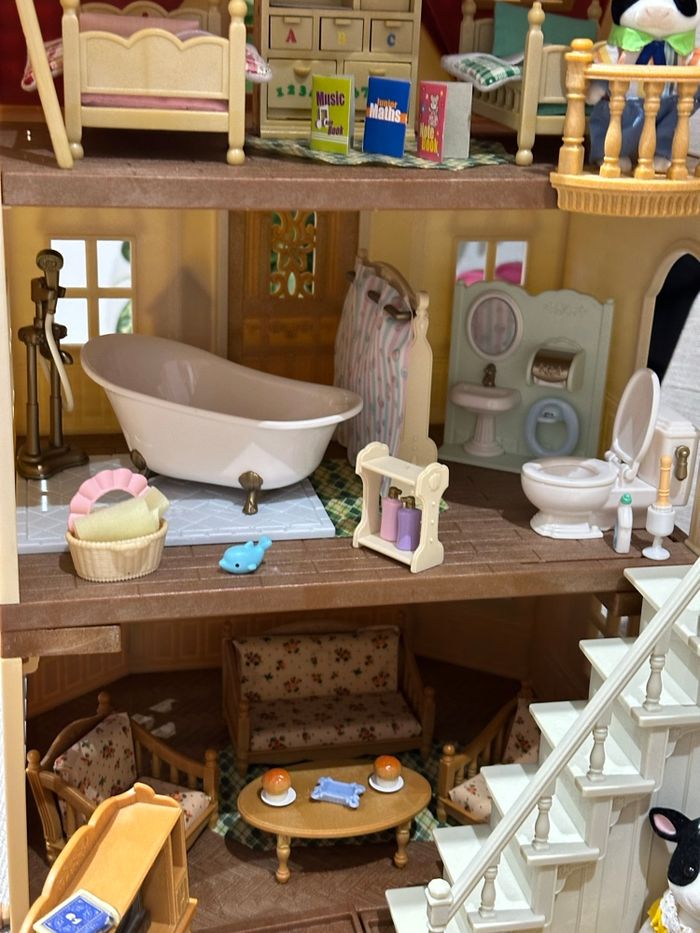 Grand maison éclairée complète et famille vache - photo numéro 3