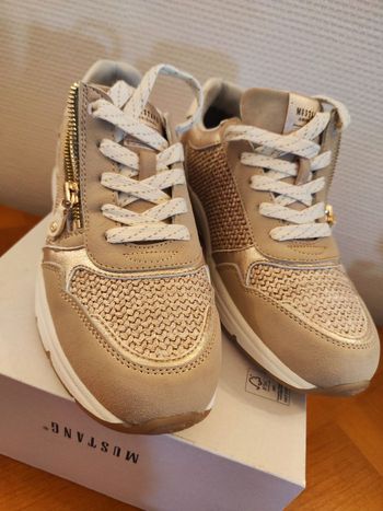 🎁neuf🎁Basket femme couleur crème taille 38Mustang 🎁 Envoye rapide aujourd'hui ou demain 🎁