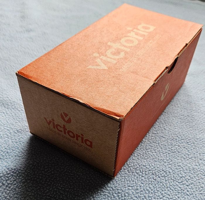 Victoria chaussure neuve - photo numéro 7