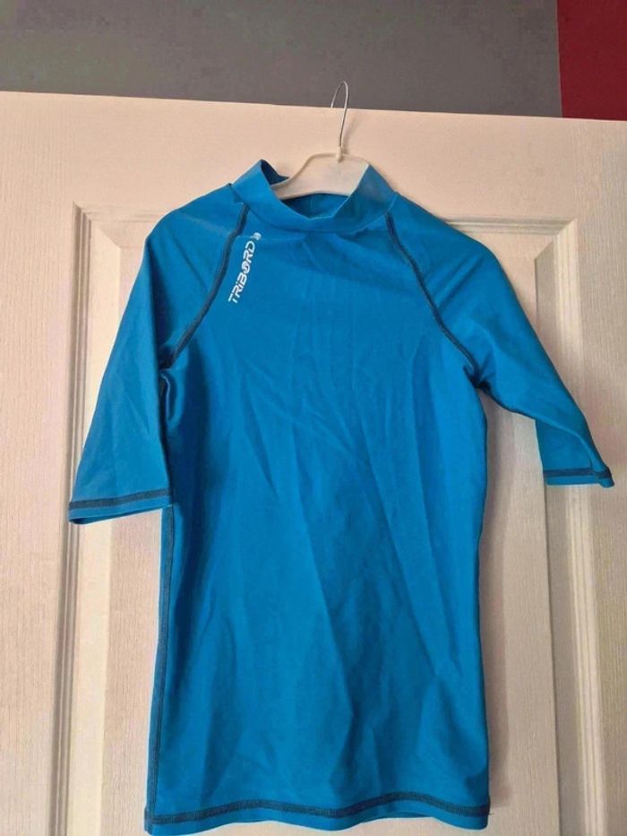 Tee shirt