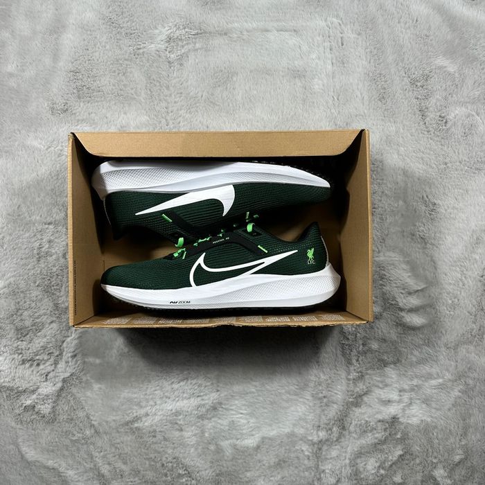 Nike Zoom Pegasus 40 « Liverpool Édition » pointure 45.5 - photo numéro 18