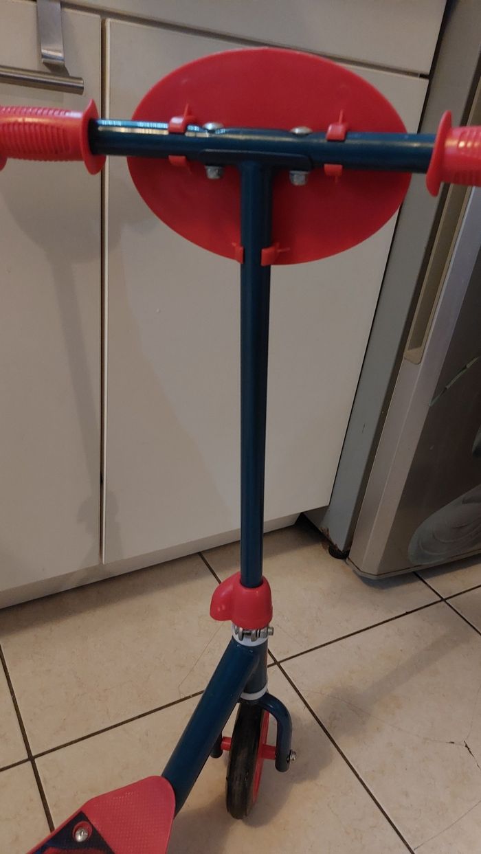 Trottinette spiderman - photo numéro 10