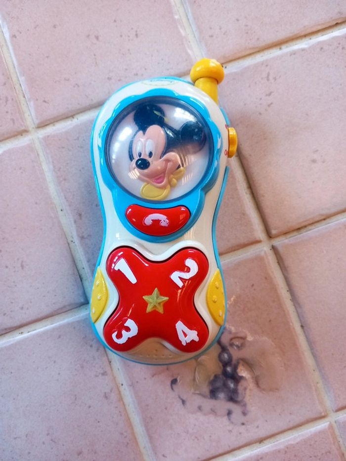 🎅téléphone musical Disney