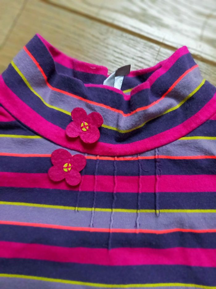 Très beau pull rayé