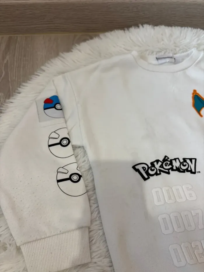 Pull Pokémon taille 8 ans - photo numéro 3