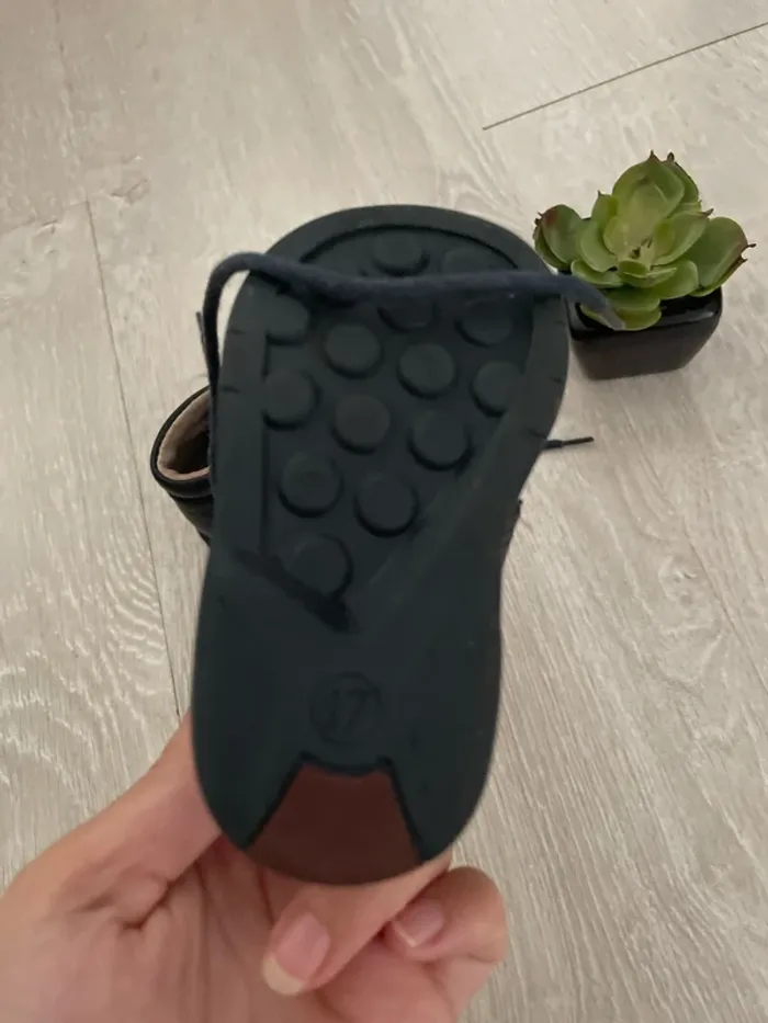 Paire de chaussure bébé fille - photo numéro 2