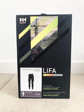 1 Pantalon sous vêtement d’hiver ou travail. Helly Hansen