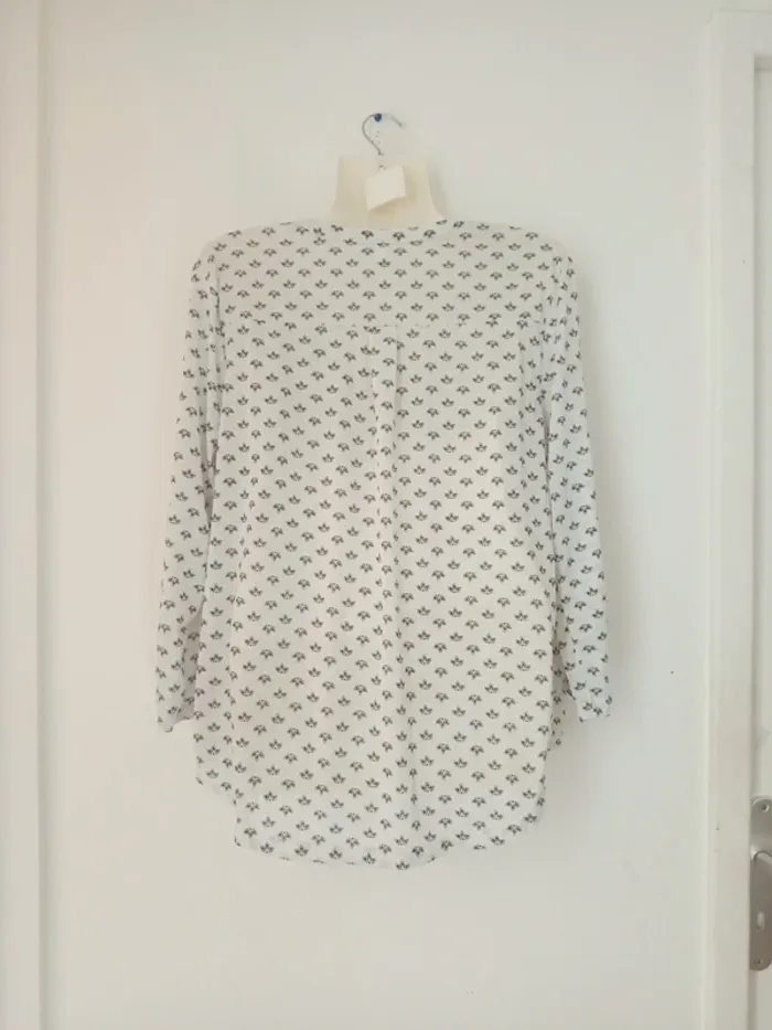Blouse manches longues à motifs femme - photo numéro 4