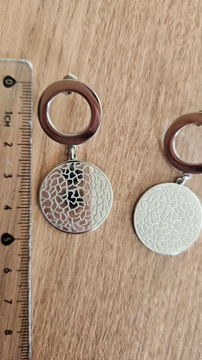Boucles d'oreilles pendantes, gris argentées, Lotus - photo numéro 4