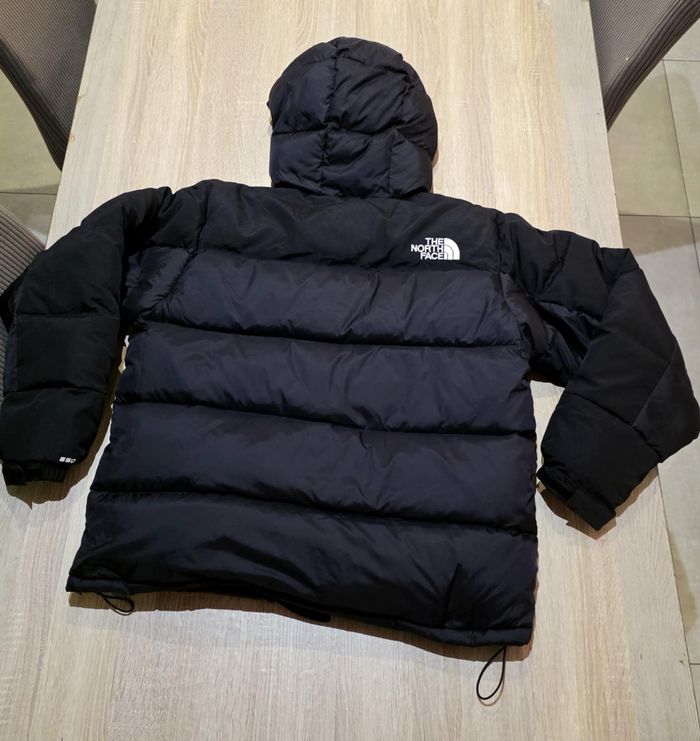 Veste The North Face noir Doudoune Retro Nuptse /Taille L(convient XL) Neuve avec étiquettes - photo numéro 2