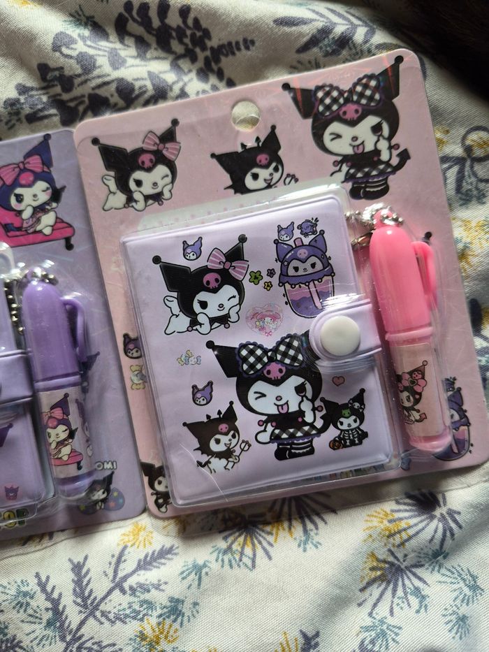 2 carnets kuromi hello kitty