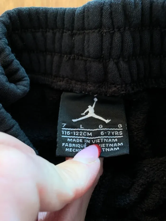 Ensemble Jordan taille 6/7 ans - photo numéro 3