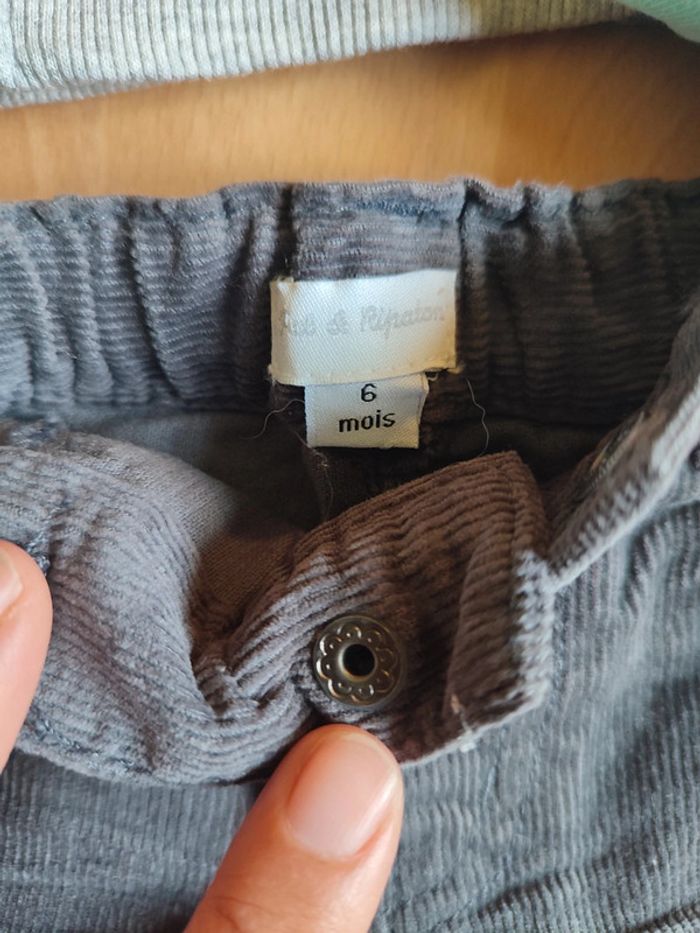 Lot ensemble pantalon + t-shirt manches longues + sweat zippé à capuche en 6M - photo numéro 4