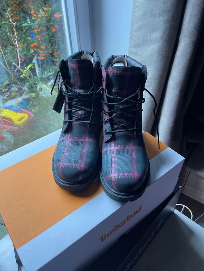 Superbe bottines Timberland neuves pointure 38.5 - photo numéro 12