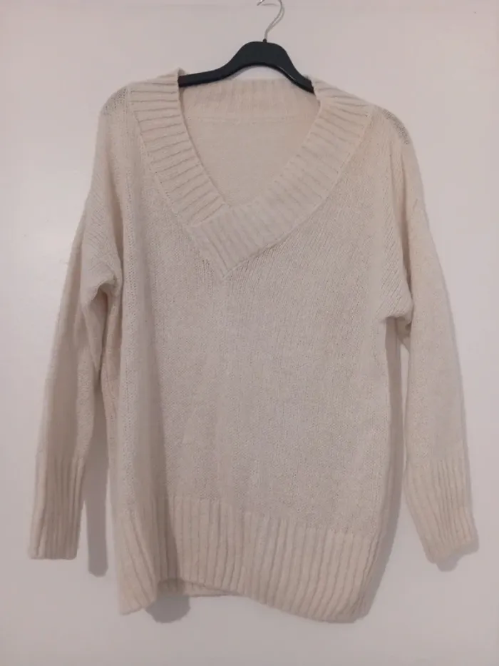 Pull long col v femme