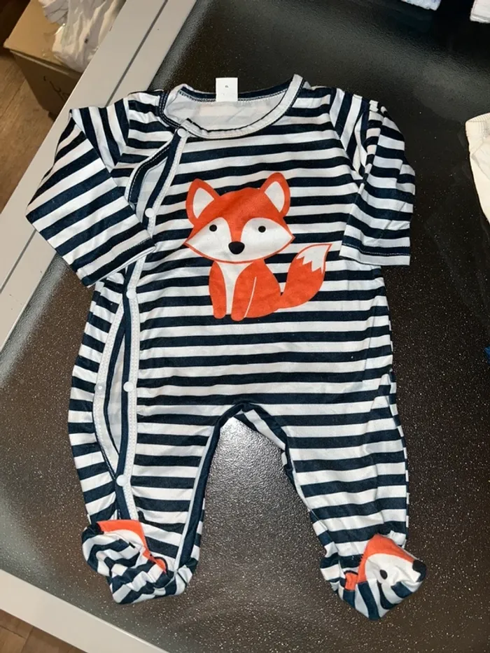 Pyjamas trois mois - photo numéro 4