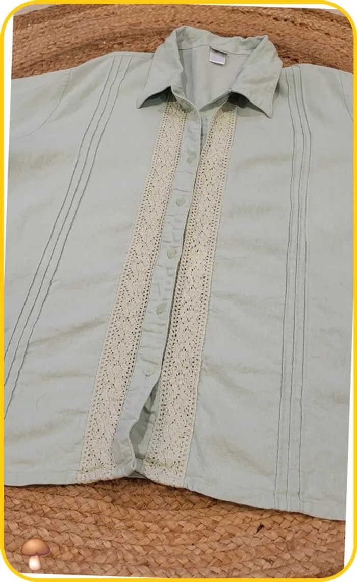 Chemise légère Damart brodée - Taille 52 - Vert pastel - Très bon état - photo numéro 3