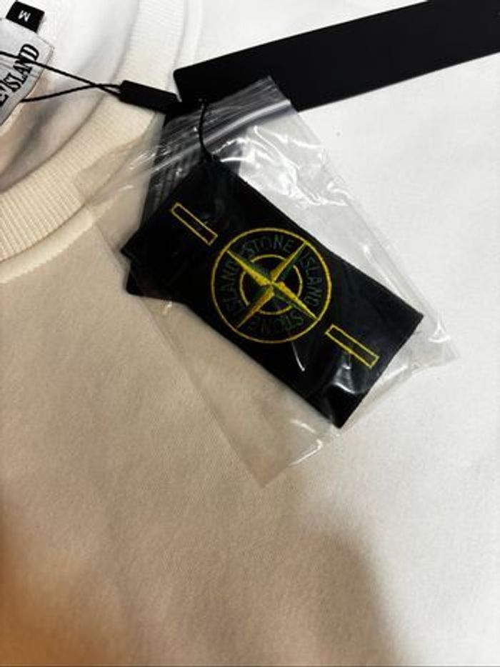 Pull Stone island Blanc - photo numéro 5