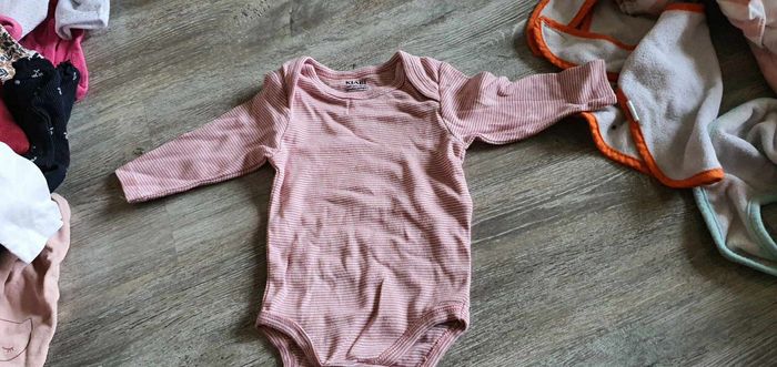 Body fille 3mois - photo numéro 8