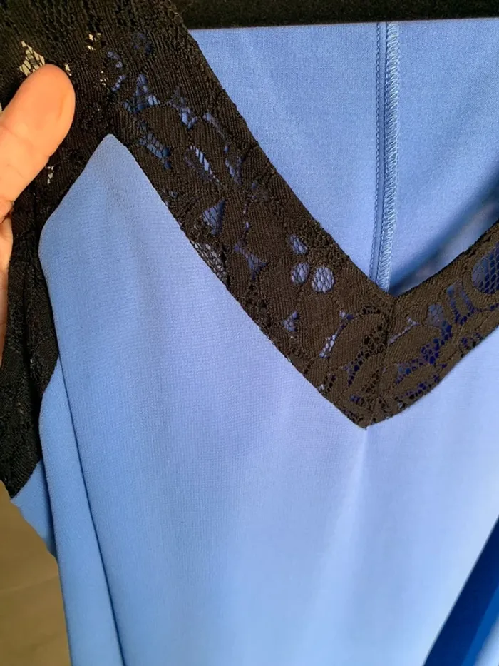 Robe longueur genou bleu avec dentelle Sinequanone taille S/M - photo numéro 11