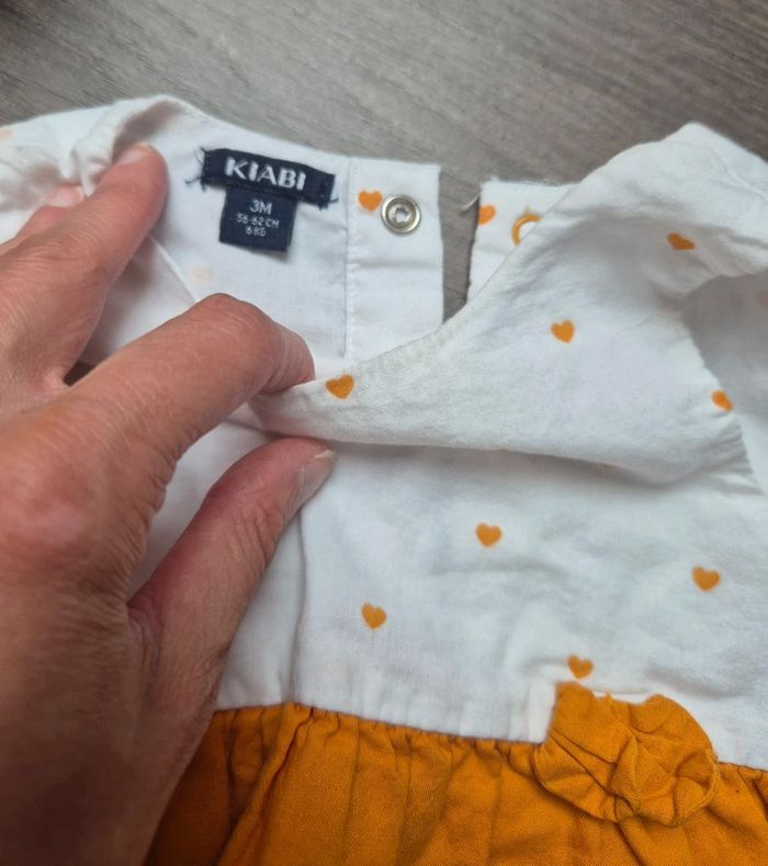 Magnifique lot de 2 ensembles robe et bloomer 3 mois - photo numéro 5