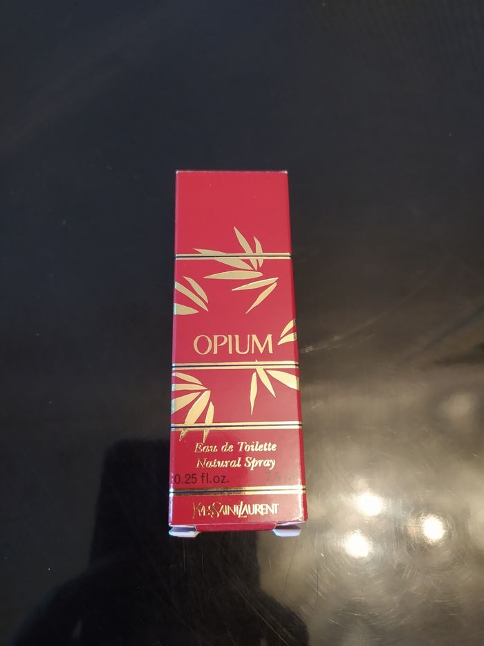 Miniature Opium Yves Saint Laurent eau de toilette 7,5 ml - photo numéro 4