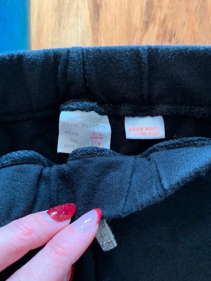 Pantalon short Zara taille 3/4 ans - photo numéro 3