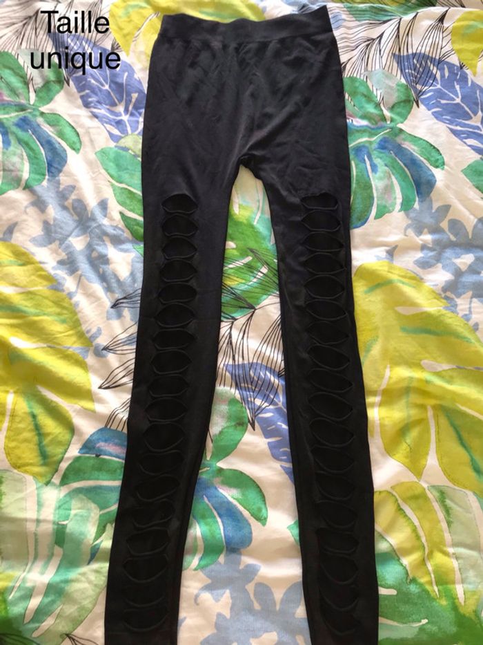 Legging troué