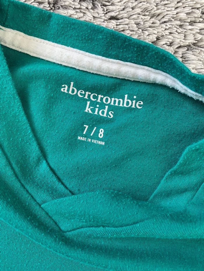 Teeshirt manches courtes Abercrombie- 7/8 ans - photo numéro 3
