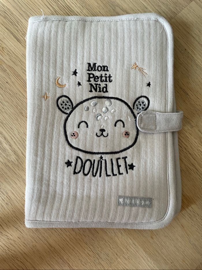 Protège  Carnet de santé petit béguin
