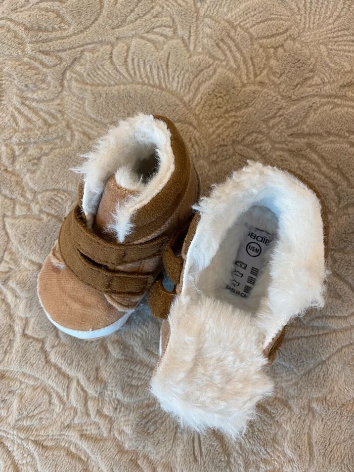Chaussons bébé 1/6 mois - photo numéro 2