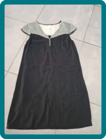 Robe noire chic