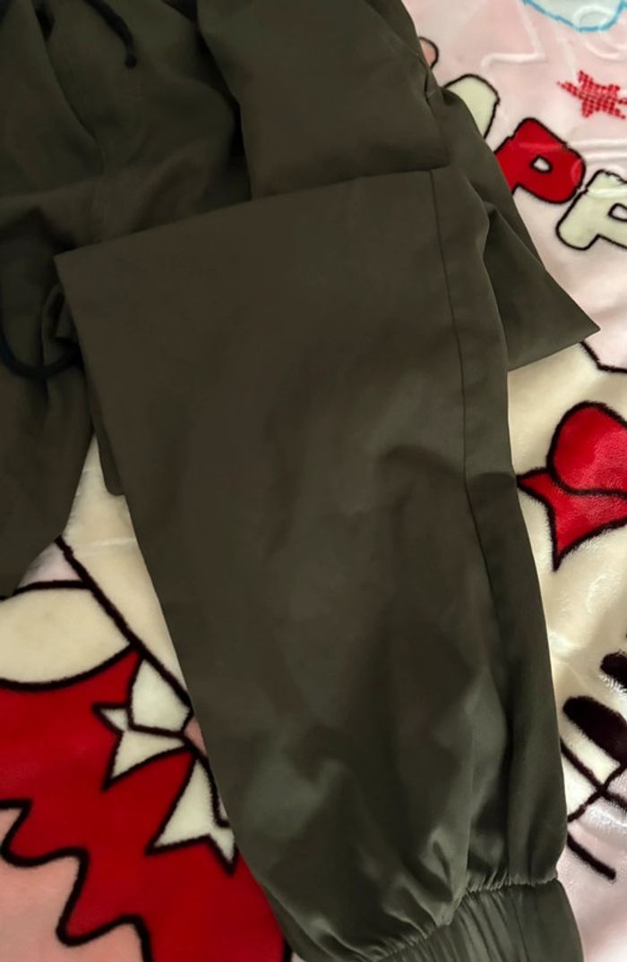 Pantalon vert - photo numéro 7