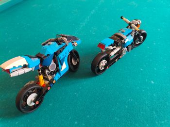 2 motos Lego creator 31114