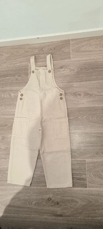 Salopette en parfait état