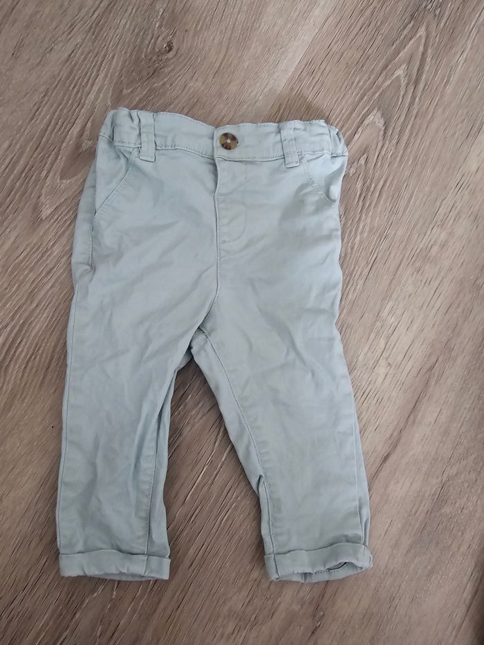 Lot de 2 chinos - photo numéro 2