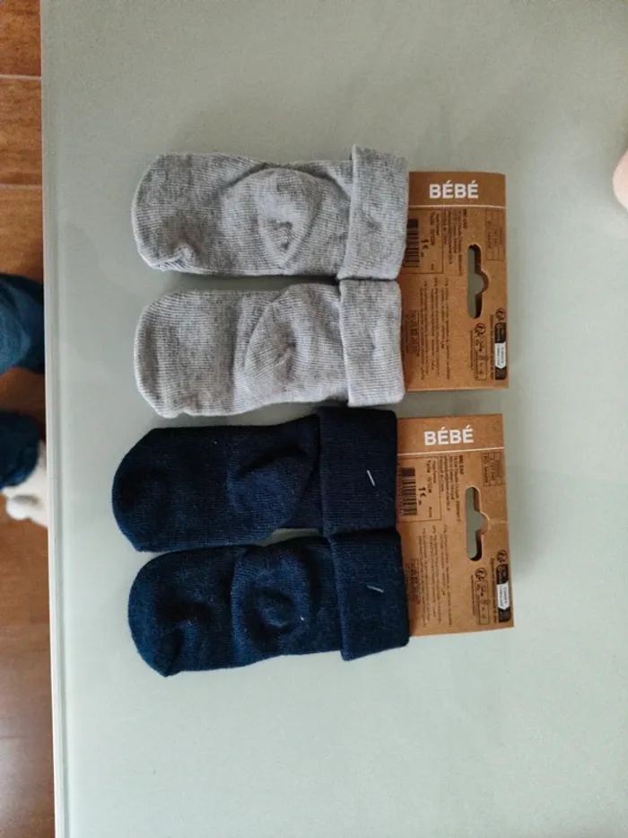 Lot 2 paires de chaussettes bébé neufs - photo numéro 4